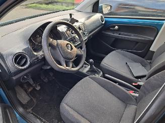 Volkswagen Up! 1.0 bmt move picture 3