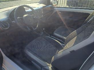 Volkswagen Up! 1.0 high up picture 3