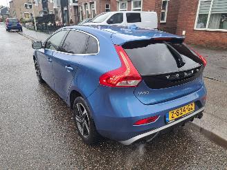 Volvo V-40 1.5 t2 R Design automaat picture 4