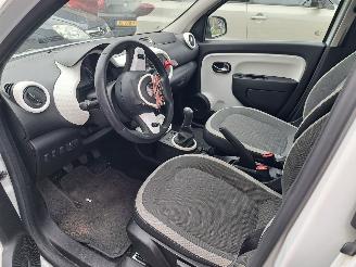 Renault Twingo 1.0i picture 3