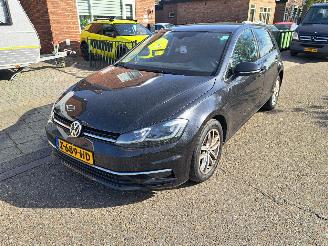 skadebil auto Volkswagen Golf 1.4 TSI automaat highline 2018/2