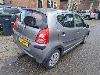 Suzuki Alto 1.0 comfort picture 4