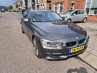 Schadeauto BMW 3-serie 3531 Xdrive high exec. automaat 2013/1