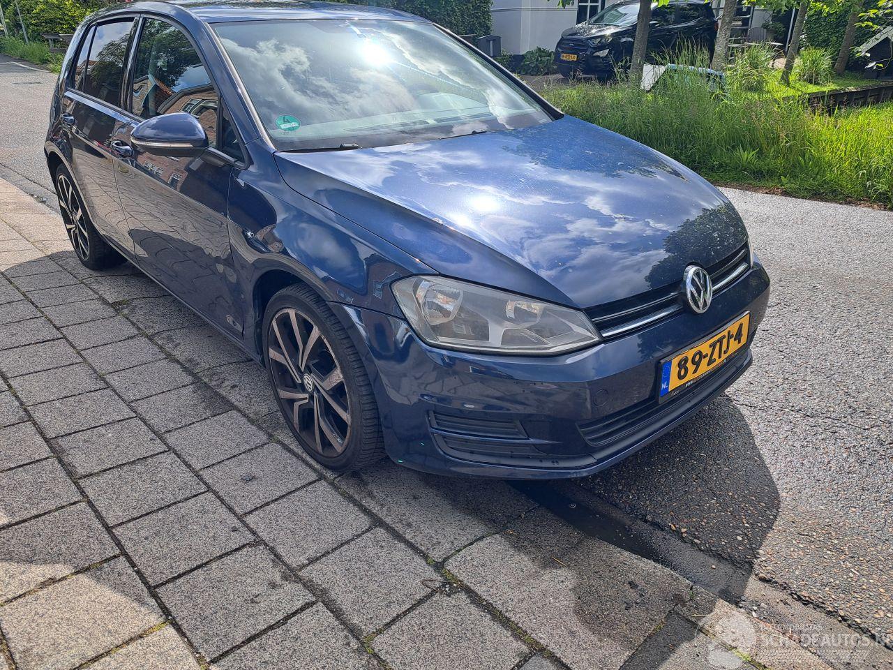 Volkswagen Golf 1.2 tsi trendline