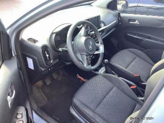 Kia Picanto 1.0 ccvt picture 3