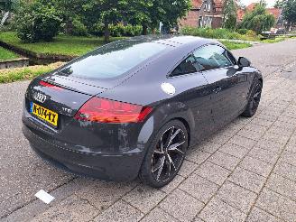 Audi TT 1.8 tfsi S line picture 4