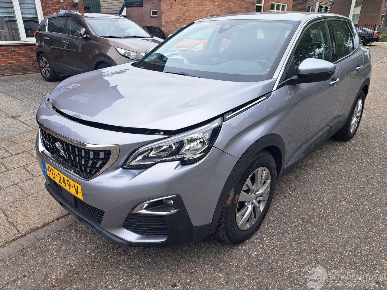 Peugeot 3008 1.2i active automaat