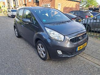 Kia Venga 1.6 cvvt X-tra automaat picture 2
