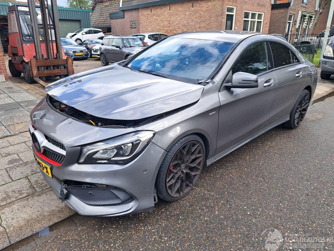 Mercedes Cla-klasse 180 amg edition automaat