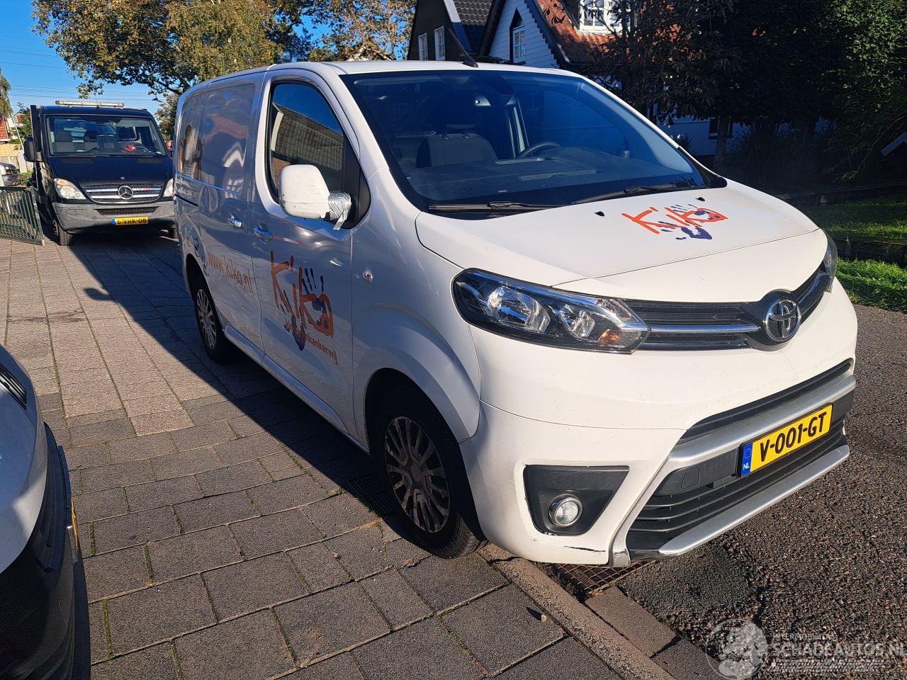 Toyota Proace Compact 2.0 D-4D profession