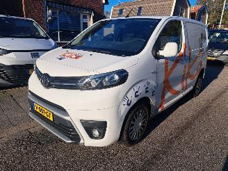 Toyota Proace Compact 2.0 D-4D profession picture 2