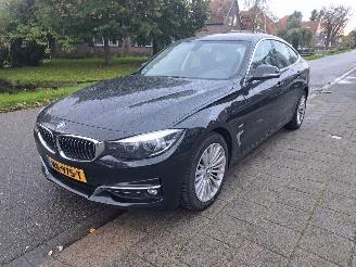krockskadad bil auto BMW 3-serie GT 320i X Drive automaat 2017/5