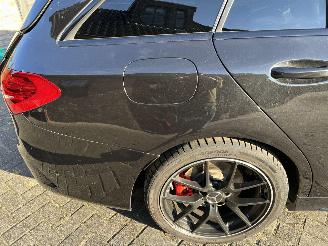 Mercedes C-klasse ESTATE 400 4MATIC SPORT EDITION PANO picture 16
