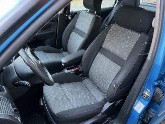 Volkswagen Golf 1.6 16V OCEAN 5DRS AIRCO picture 16