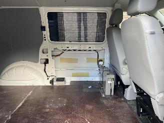 Volkswagen Transporter 2.0 TDI BM BLUEMOTION AIRCO NAVI picture 16