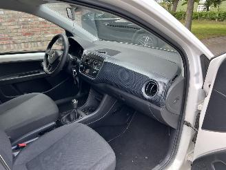Volkswagen Up! 1.0 BTM MOVE UPi AIRCO picture 3