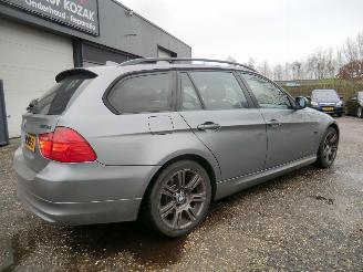 BMW 3-serie Touring 320xd 4x4 Business Line AIRCO picture 4