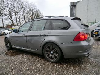 BMW 3-serie Touring 320xd 4x4 Business Line AIRCO picture 3
