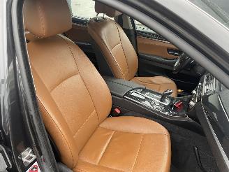 BMW 5-serie Touring 520D Executive Leer Navi PDC Trekhaak picture 9