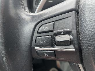 BMW 5-serie Touring 520D Executive Leer Navi PDC Trekhaak picture 18