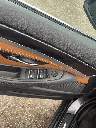 BMW 5-serie Touring 520D Executive Leer Navi PDC Trekhaak picture 8