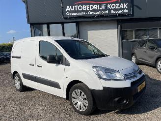 Käytettyjen commercial vehicles Citroën Berlingo 1.6e-HDI 5500 Club Economy AIRCO AUTOMAAT 3-persoon 2013/5