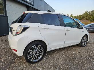 Toyota Yaris 1.5 Edition 2014 Hybride automaat picture 2