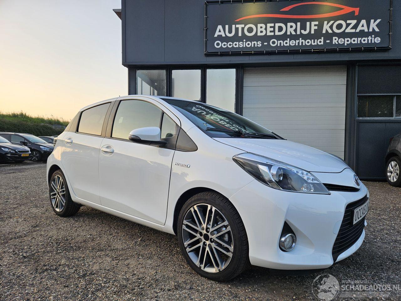 Toyota Yaris 1.5 Edition 2014 Hybride automaat