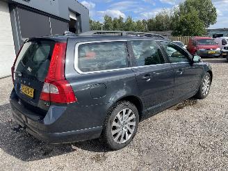 Volvo V-70 1.6 T4 Limited Edition AUTOMAAT picture 4
