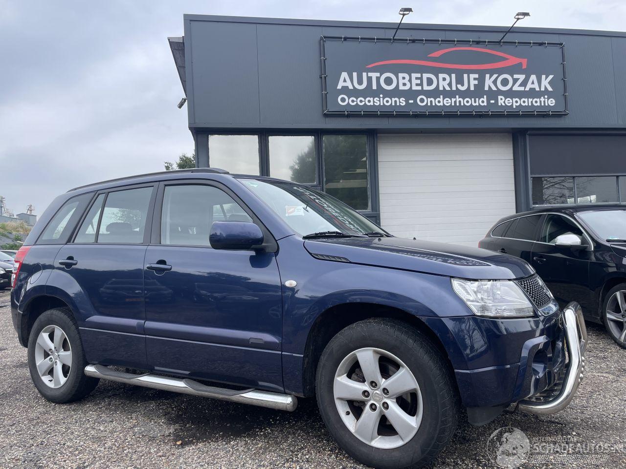 Suzuki Grand-vitara 2.0-16V EXCLUSIVE 4x4 AIRCO CRUISE