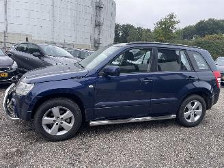Suzuki Grand-vitara 2.0-16V EXCLUSIVE 4x4 AIRCO CRUISE picture 2