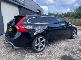 Volvo V-60 1.6 T3 R-Design AIRCO LEDER CRUISE picture 4