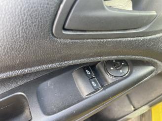 Ford Transit Connect 1.6 TDCI MAXI AMBIENTE AIRCO CRUISE PDC picture 9