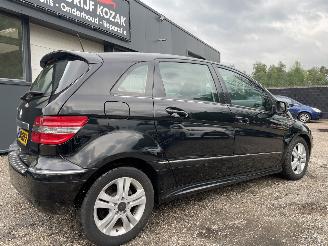 Mercedes B-klasse 170 AIRCO AUTOMAAT CRUISE NIEUWE APK picture 4