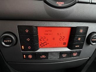 Fiat Stilo 1.4-16V Sporting AIRCO CRUISE LMV picture 15