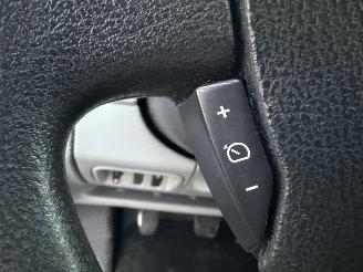 Renault Trafic 2.0 dCi L2H1 DC Generique AIRCO 6-persoons picture 14