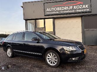 Schadeauto Skoda Superb 1.6 TDI Sprint PRO AIRCO NAVI 2014/4