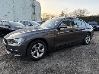 BMW 3-serie 320i EfficientDynamics Edition Executive 170pk picture 2