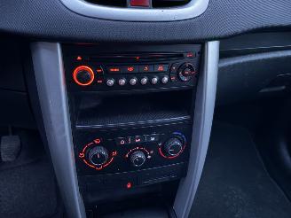 Peugeot 207 1.4 HDI Blue Lease AIRCO picture 13