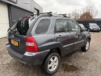 Kia Sportage 2.0 CVVT AIRCO LEDER CRUISE picture 4