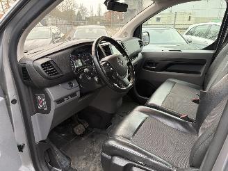 Opel Vivaro 2.0 CDTI L2H1 Innovation AUTOMAAT AIRCO picture 24