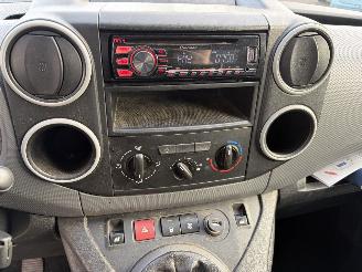 Peugeot Partner 1.6 e-HDI XR Profit Trekhaak NIEUWE APK picture 15