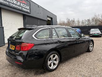 BMW 3-serie 320d EfficientDynamics High Executive Upgr picture 4