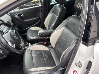 Volkswagen Polo 1.2 TSI Highline AUTOMAAT LEDER PANORAMA picture 11