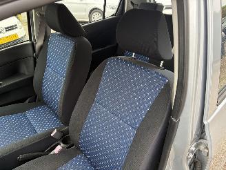Daihatsu Cuore 1.0 Comfort AIRCO 5-drs. NIEUWE APK picture 7