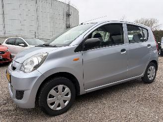 Daihatsu Cuore 1.0 Comfort AIRCO 5-drs. NIEUWE APK picture 2