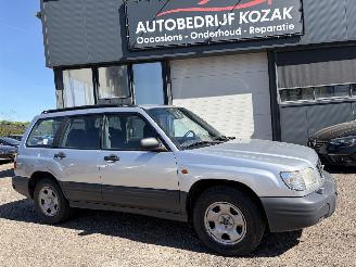 skadebil auto Subaru Forester 2.0 AWD AIRCO LPG 2001/10