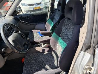 Subaru Forester 2.0 AWD AIRCO LPG picture 11