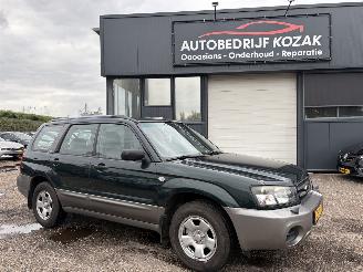 ocasión turismos Subaru Forester 2.0 AWD AIRCO NIEUWE APK 2004/4