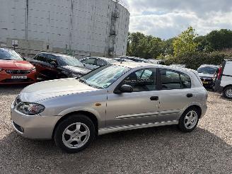 Nissan Almera 1.5 Acenta AIRCO 5drs picture 2